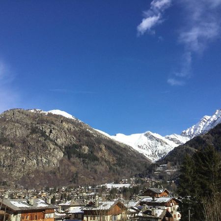 Casa Dolonne - A un passo dallo sci Courmayeur Esterno foto