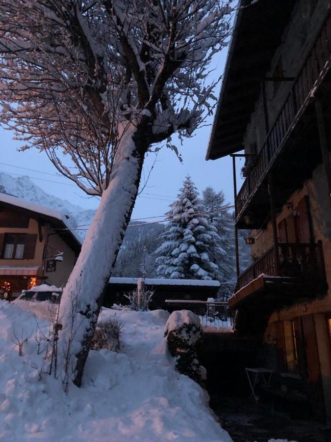 Casa Dolonne - A un passo dallo sci Courmayeur Esterno foto